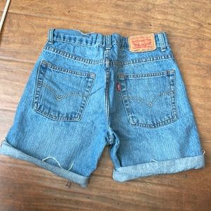 Levi’s shorts Bermuda style